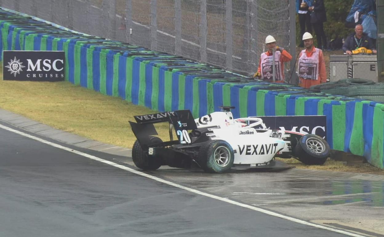 Momento en el que David Vidales se sale de la pista en Hungría.