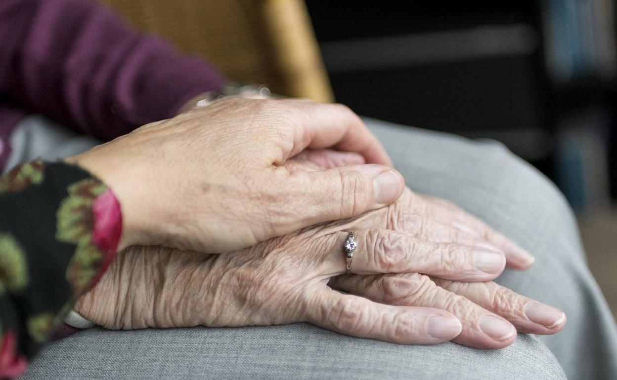 CCOO denuncia que asistencia en las residencias está por debajo del estándar por la falta de personal