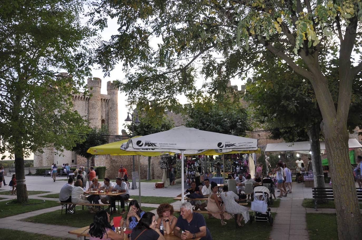 Fotos: Vuelven las food trucks a Valencia de Don Juan