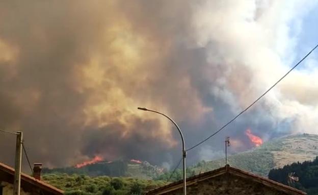 «Estoy seguro que si arde Madrid los helicópteros no paran de echar agua»