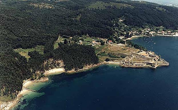 Playa de a caseta, Ferrol, A Coruña, Galicia