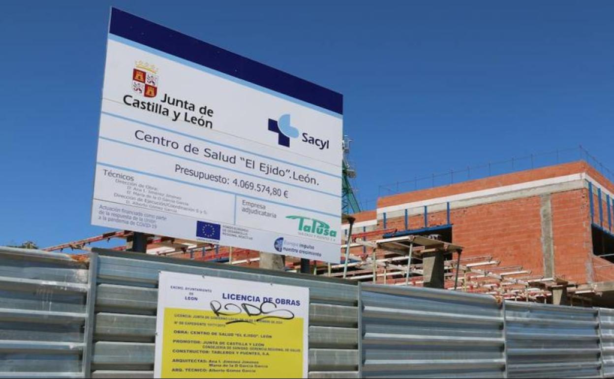 Obras en el centro de salud del Ejido, en la capital leonesa.