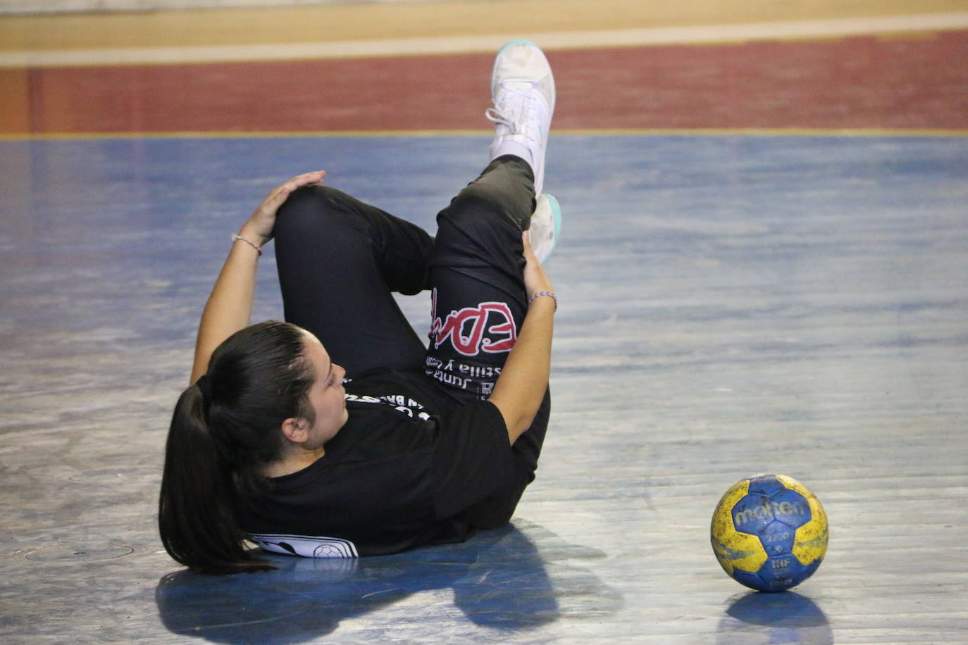 Las jugadoras del Cleba efectúan su primer entrenamiento de la temporada 2022/2023