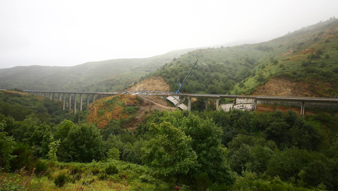 Desmantelamiento del vano del viaducto de Castro.