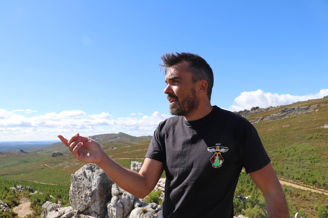 Juan Carlos González, bombero forestal