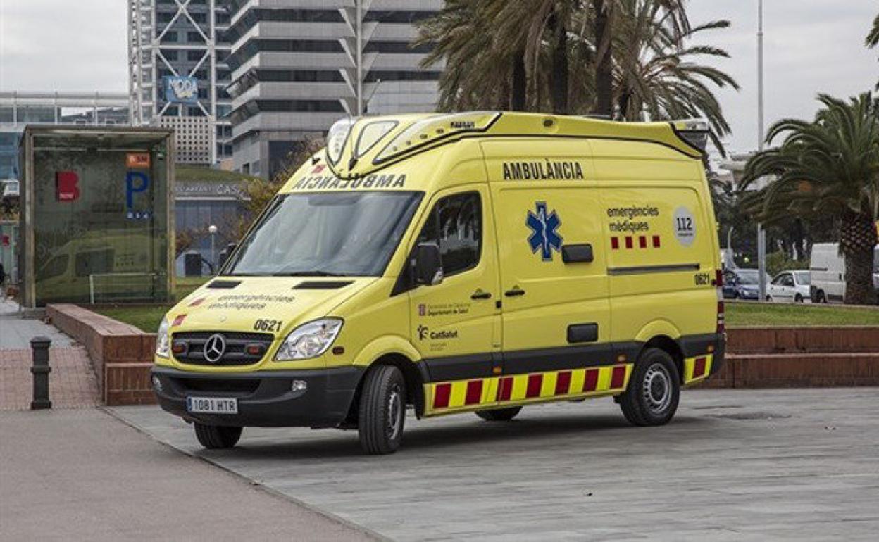 Mueren dos bañistas en una playa de Salou y un menor está crítico