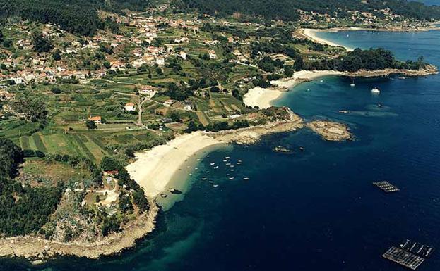 Playa de Castiñeiras, Cangas, Pontevedra, Galicia.