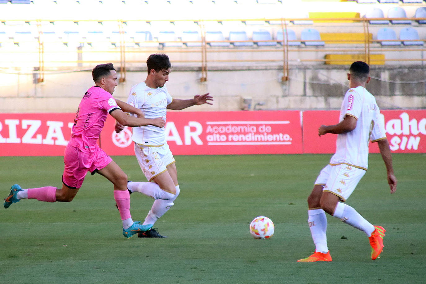 Semifinal de la Copa RFEF en el Reino de León. 