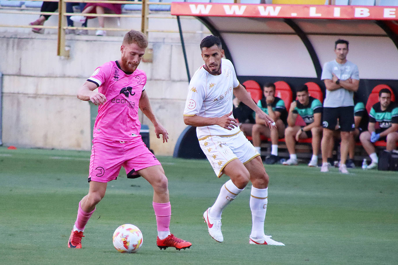 Semifinal de la Copa RFEF en el Reino de León. 