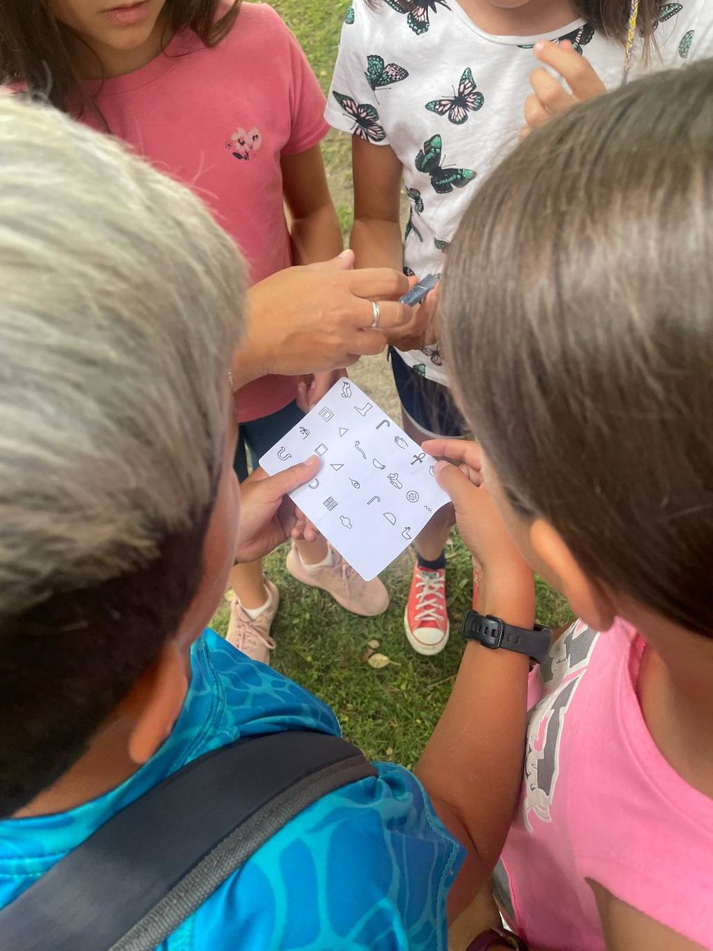 En ese espacio abierto y de la mano del Ayuntamiento de León se puede disfrutar de otra forma del verano: ahora participando en un escape street que hace las delicias de los más aventureros 