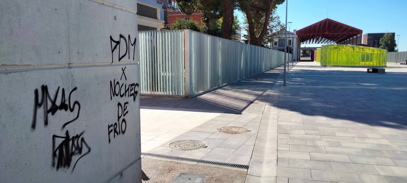 Primeros daños en el Paseo del Ferrocarril después de que el Ayuntamiento asuma su mantenimiento