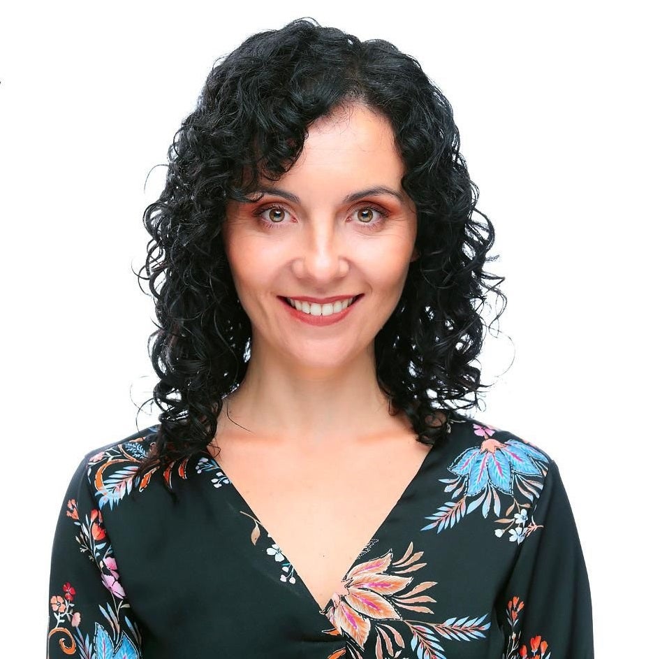 La leonesa Isabel Pedrero comenzó a escribir de niña, abandonó la afición en la adolescencia y la retomó a los 40 años