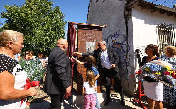 Acto de homenaje a Jerónima Blanco y Fernando Cabo, asesinados en 1936 en Ponferrada.