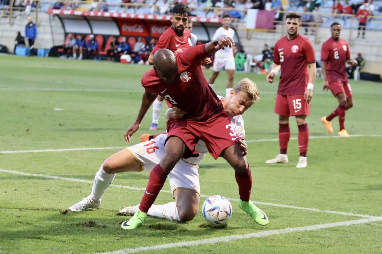 La Cultural disputa un histórico encuentro en el Reino de León ante la selección de Catar. Gran abiente en un duelo entre dos equipos con miras diferentes pero con mucho en común. 