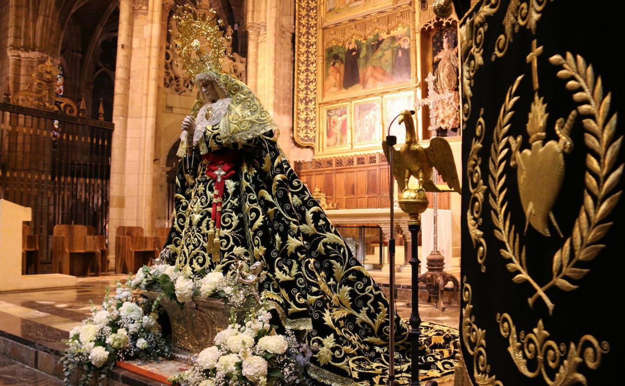 Imagen de Nuestra Señora de las Anfustias y Soledad.