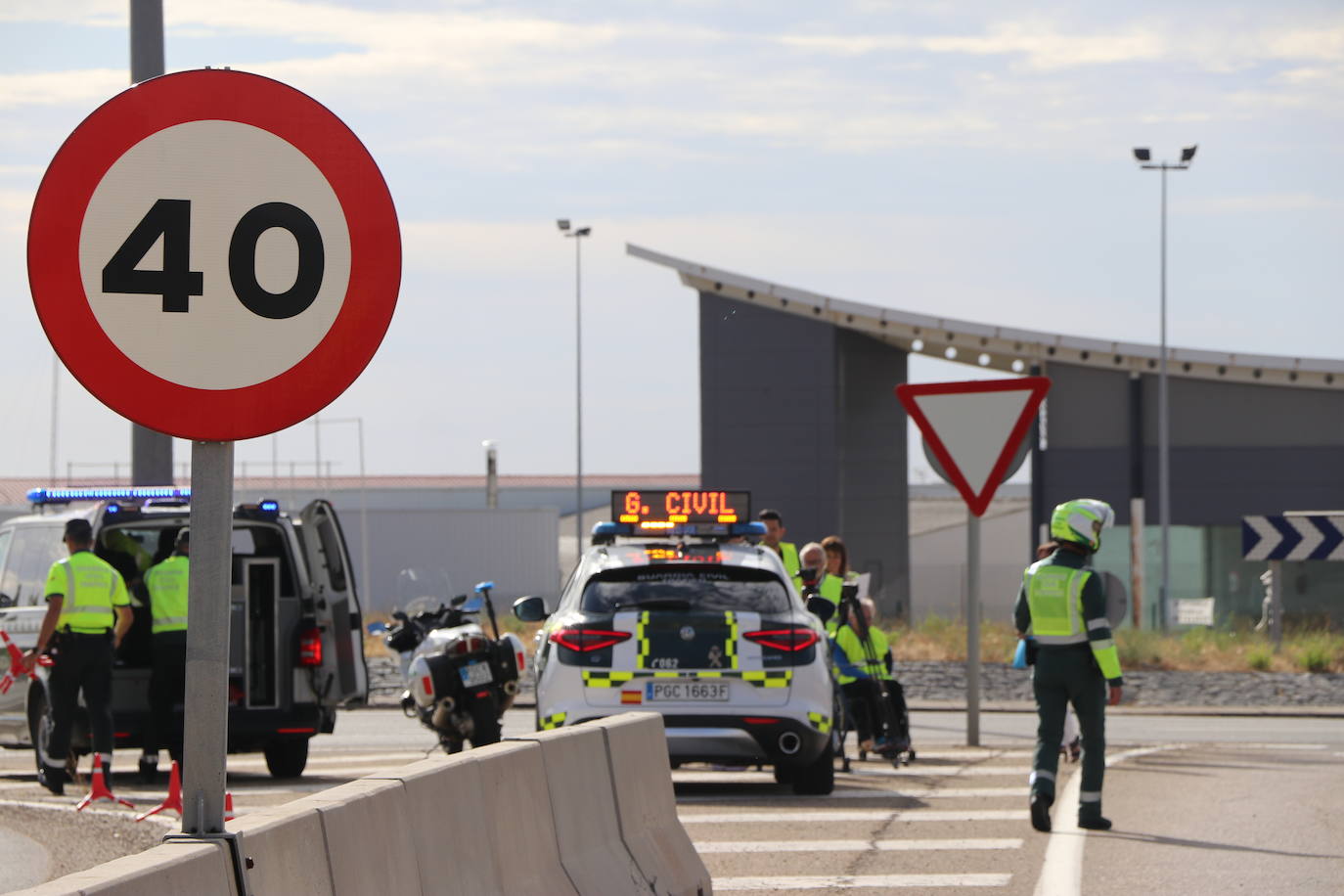 Campaña de control y vigilancia de distracciones al volante en León