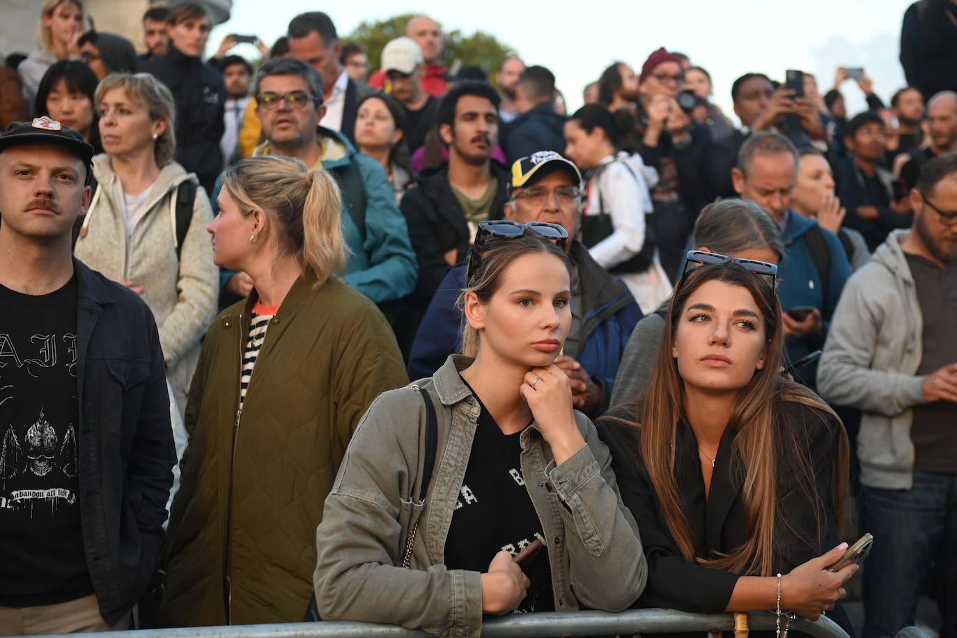 Fotos: Los londinenses lloran a su reina