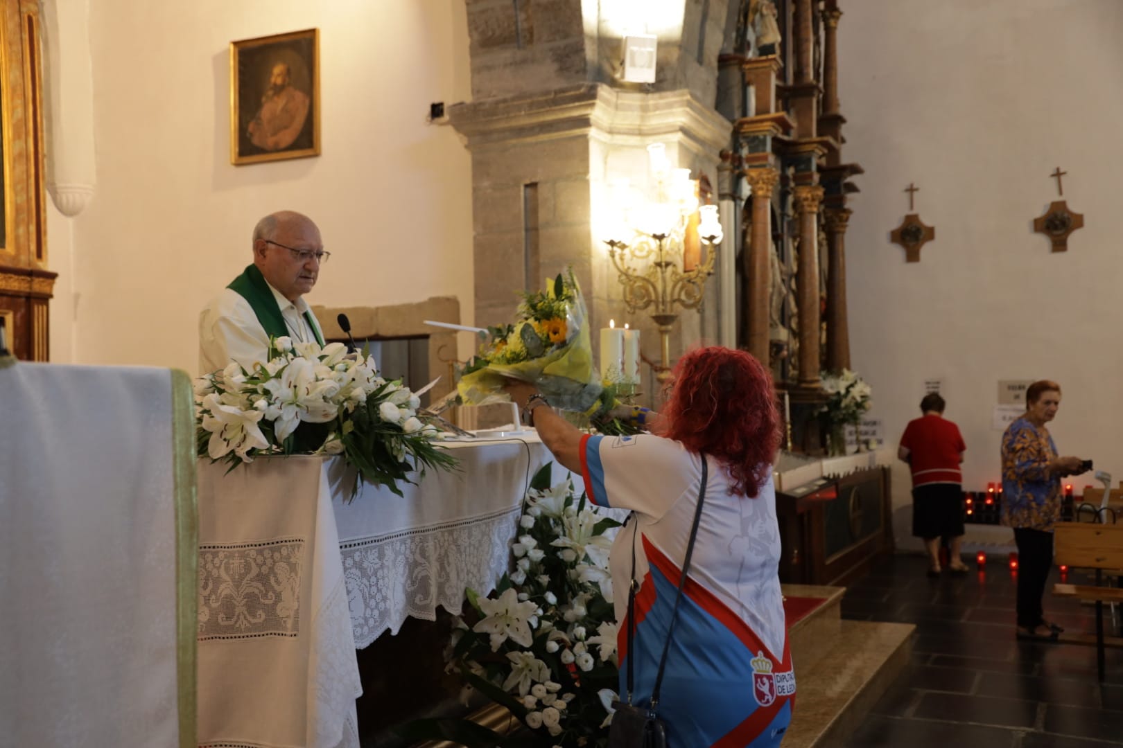 Embutidos Pajariel Bembibre se presentó ante su afición en un evento que culminó en el colegio Virgen de la Peña de la capital del Bierzo Alto tras el paseo en motos Harley-Davidson