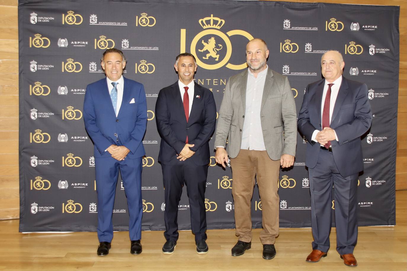 La Cultural celebra la presentación de sus actos del centenario en una multitudinaria gala celebrada en el Auditorio Ciudad de León. 