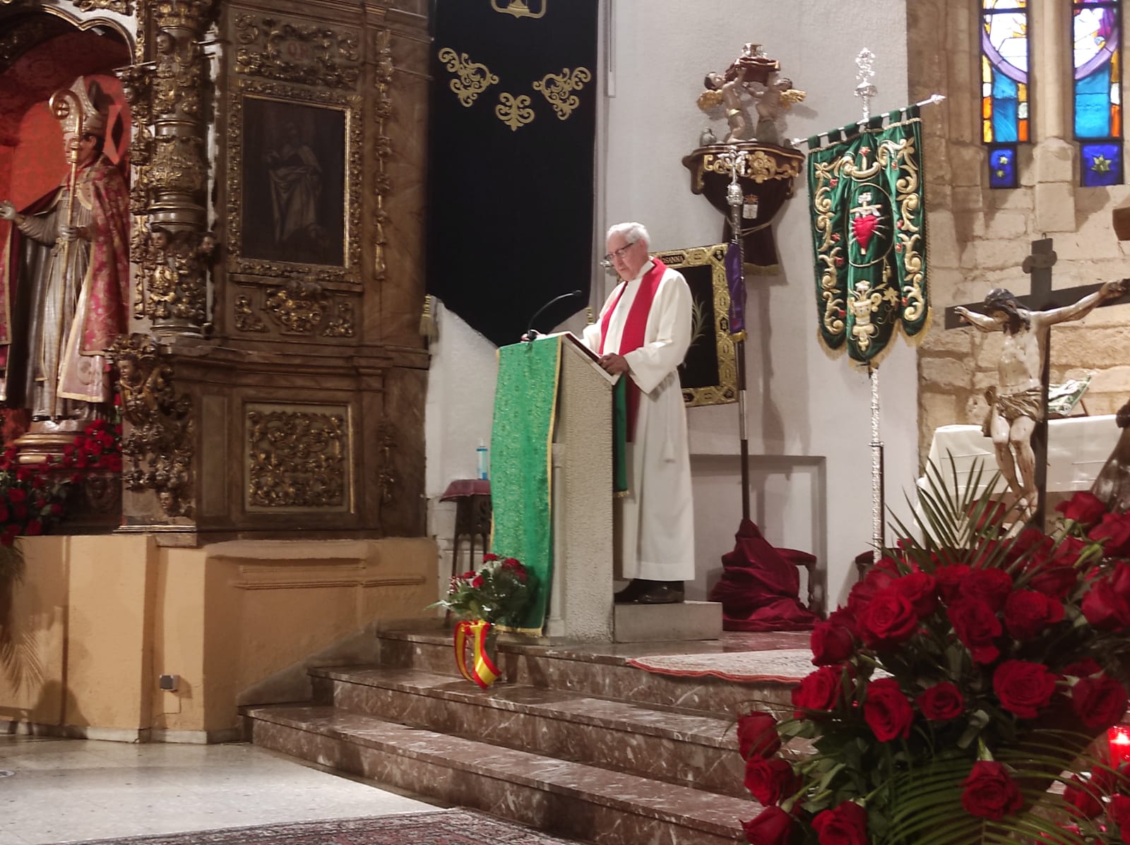 Exaltación de la Santa Cruz en la parroquia de San Martín.