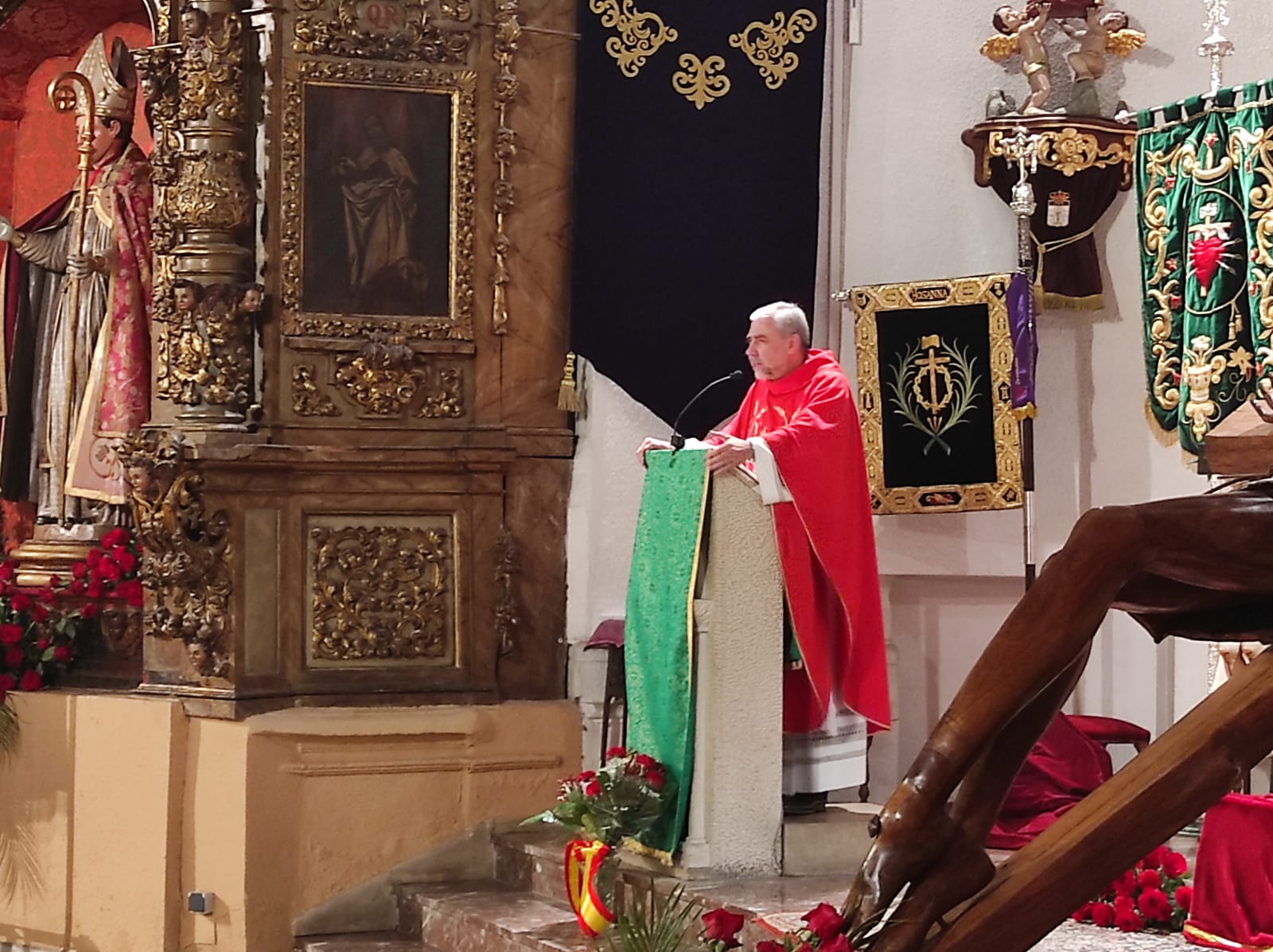 Exaltación de la Santa Cruz en la parroquia de San Martín.