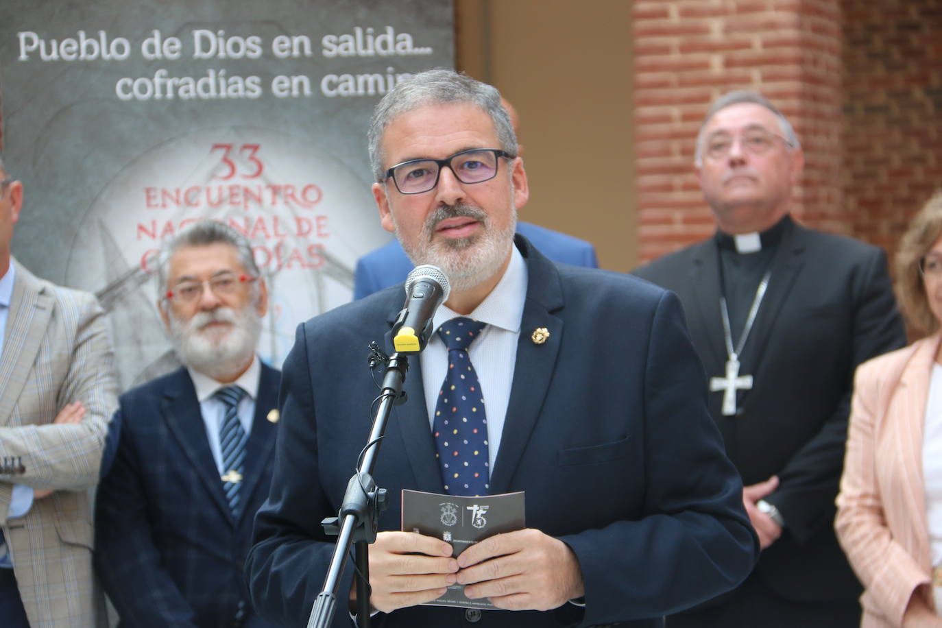 Fotos: Una nueva exposición para el Encuentro de Cofradías