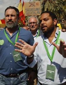 Imagen secundaria 2 - Imágenes de la manifestación en Cataluña.