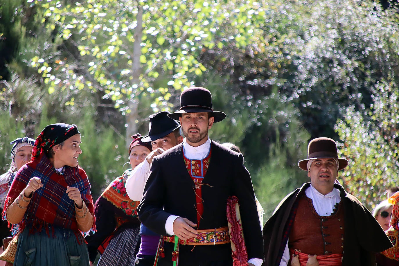 Fotos: Visita a la ermita de Nuestra Señora de Manzaneda en Manzaneda de Torío