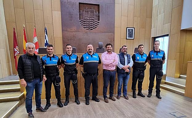 La Policía Local de Villaquilambre incorpora cuatro nuevos agentes al servicio.