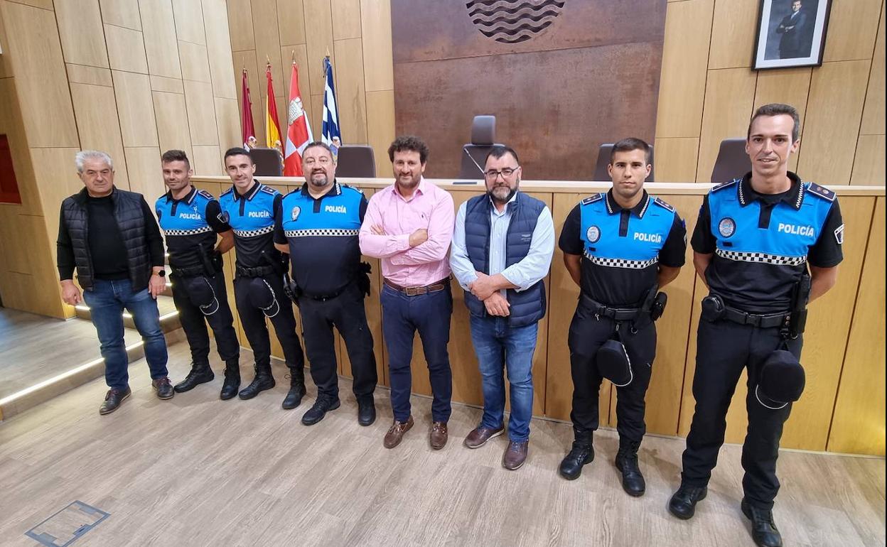 La Policía Local de Villaquilambre incorpora cuatro nuevos agentes al servicio.