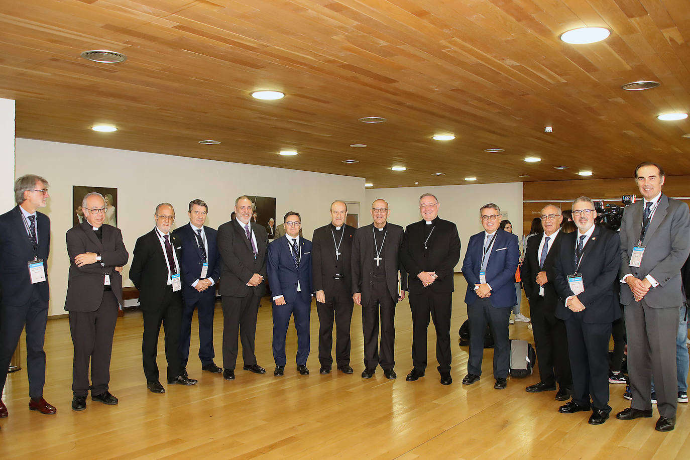 Inauguración del 33 Encuentro Nacional de Cofradías Penitenciales en el Auditorio de León. 