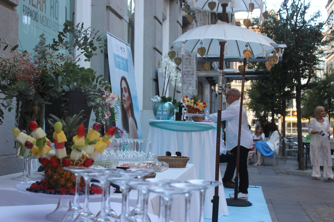 Las actividades especiales durante el jueves y el viernes en el centro de Pilar Rojo por la semana de la belleza. 