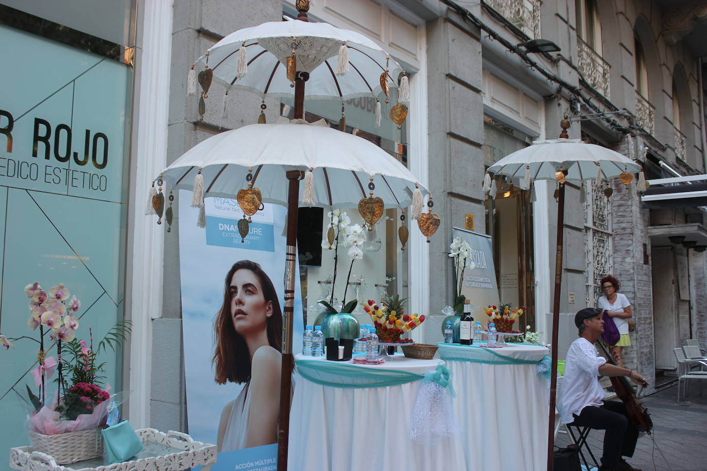 Las actividades especiales durante el jueves y el viernes en el centro de Pilar Rojo por la semana de la belleza. 