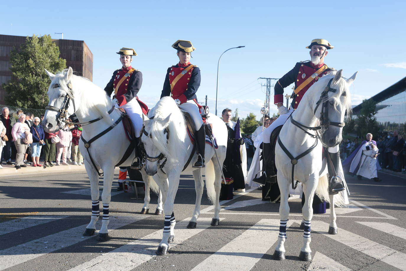 El 33 Encuentro Nacional de Cofradías celebra la magna procesión' 'Passio Legionensis' como acto central de su programación.