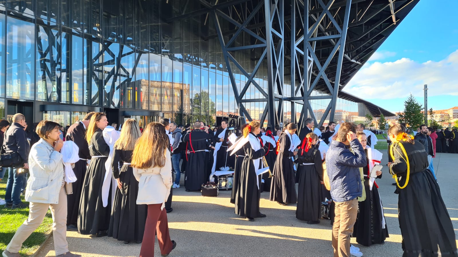 Fotos: Salida de la procesión magna de León