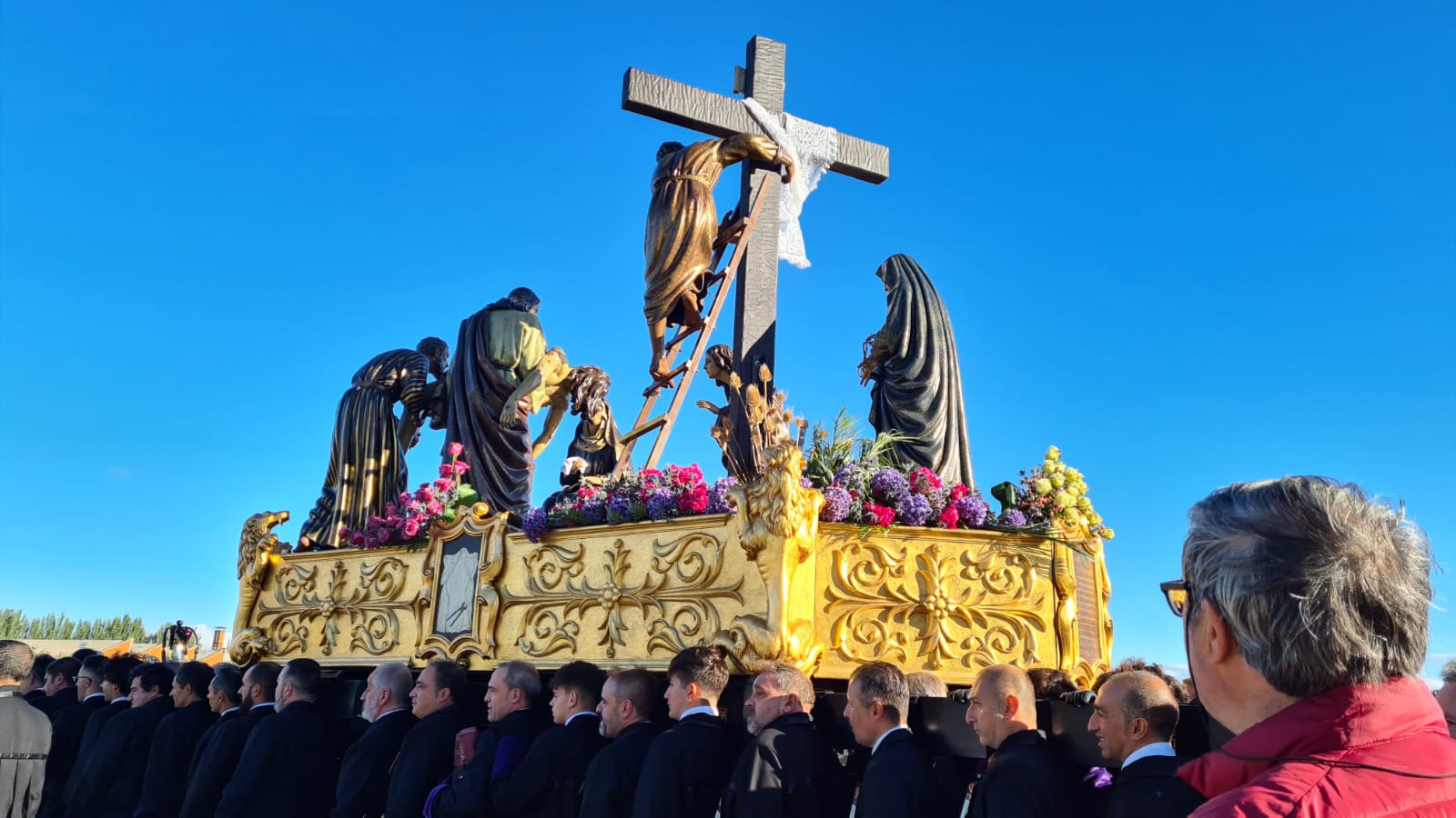 Fotos: Salida de la procesión magna de León