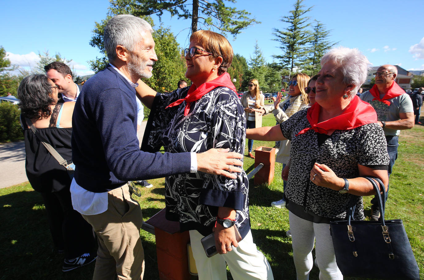 Fiesta de la Rosa del PSOE de Ponferrada con la presencia del ministro del Interior, Fernando Grande-Marlaska