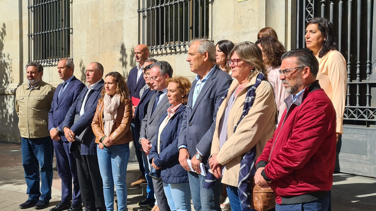 Fotos: Minuto de silencio por un nuevo crimen machista