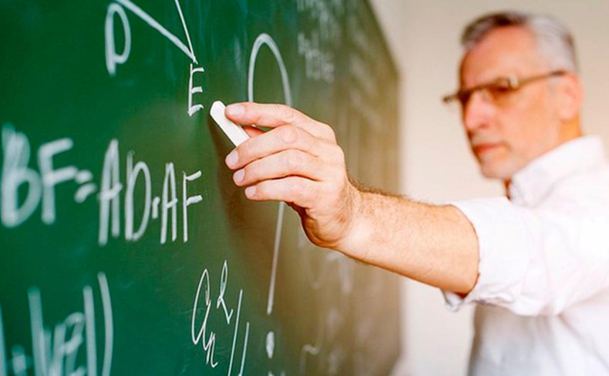 Educación destina 50.000 euros para compensar los gastos de accidentes de tráfico de trabajo del personal docente y laboral no docente