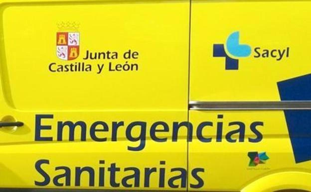 Imagen de una ambulancia de Emergencias Sacyl. 