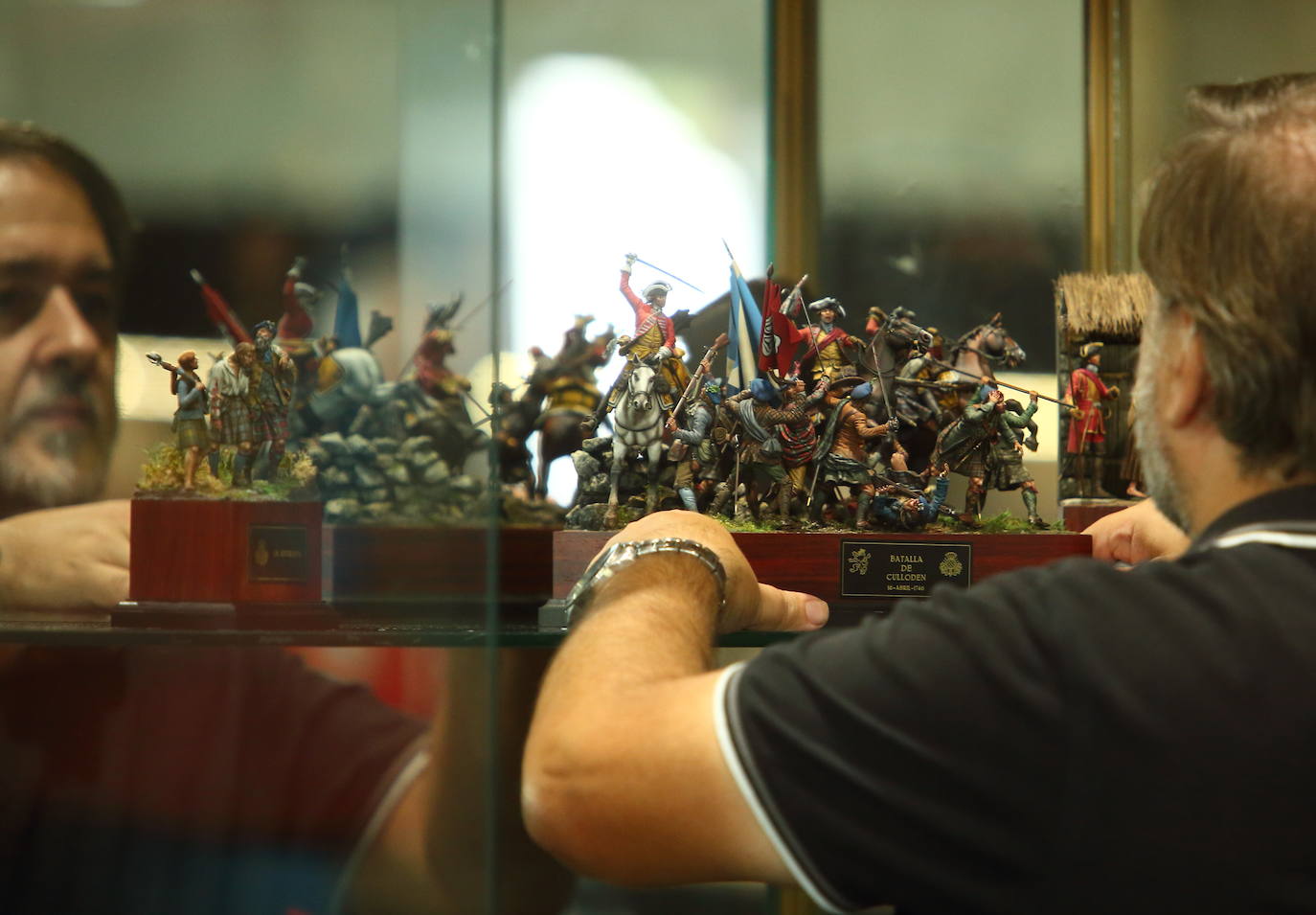 El municipio berciano de Toral de los Vados acoge este fin de semana el primer Concurso Internacional de Modelismo con la participación de más de 1.300 obras