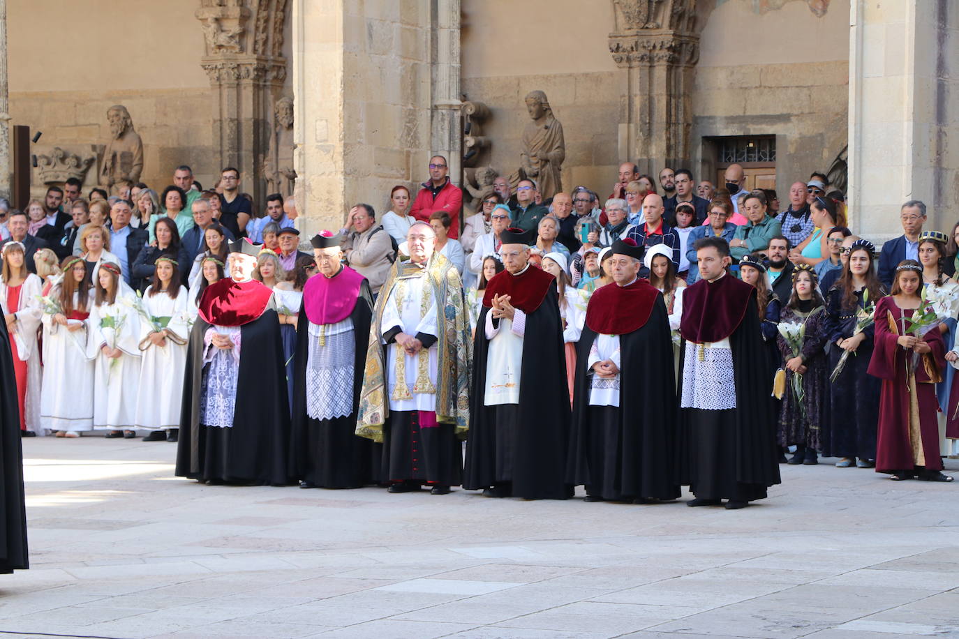 Acto de las Cantaderas durante las fiestas de San Froilán.