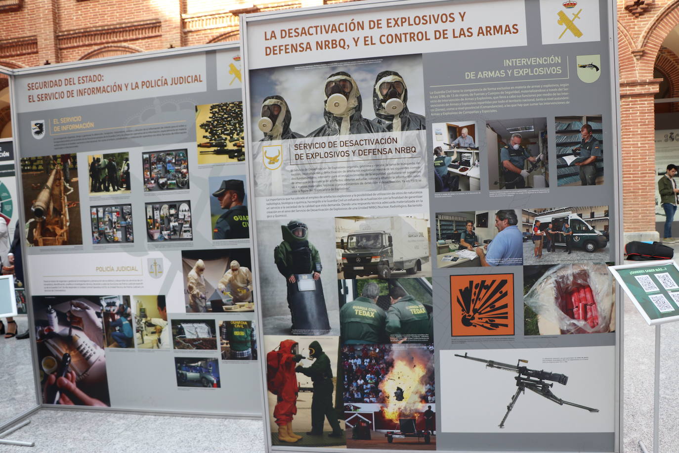 Fotos: Inauguración de la exposición de la Guardia Civil en León