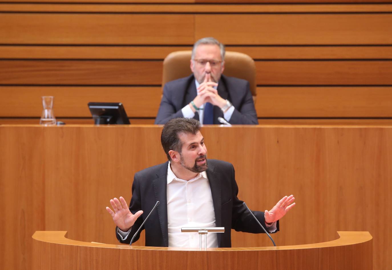 Sesión plenaria en las Cortes con intervención a petición propia del presidente de la Junta, Alfonso Fernández Mañueco, sobre los incendios forestales