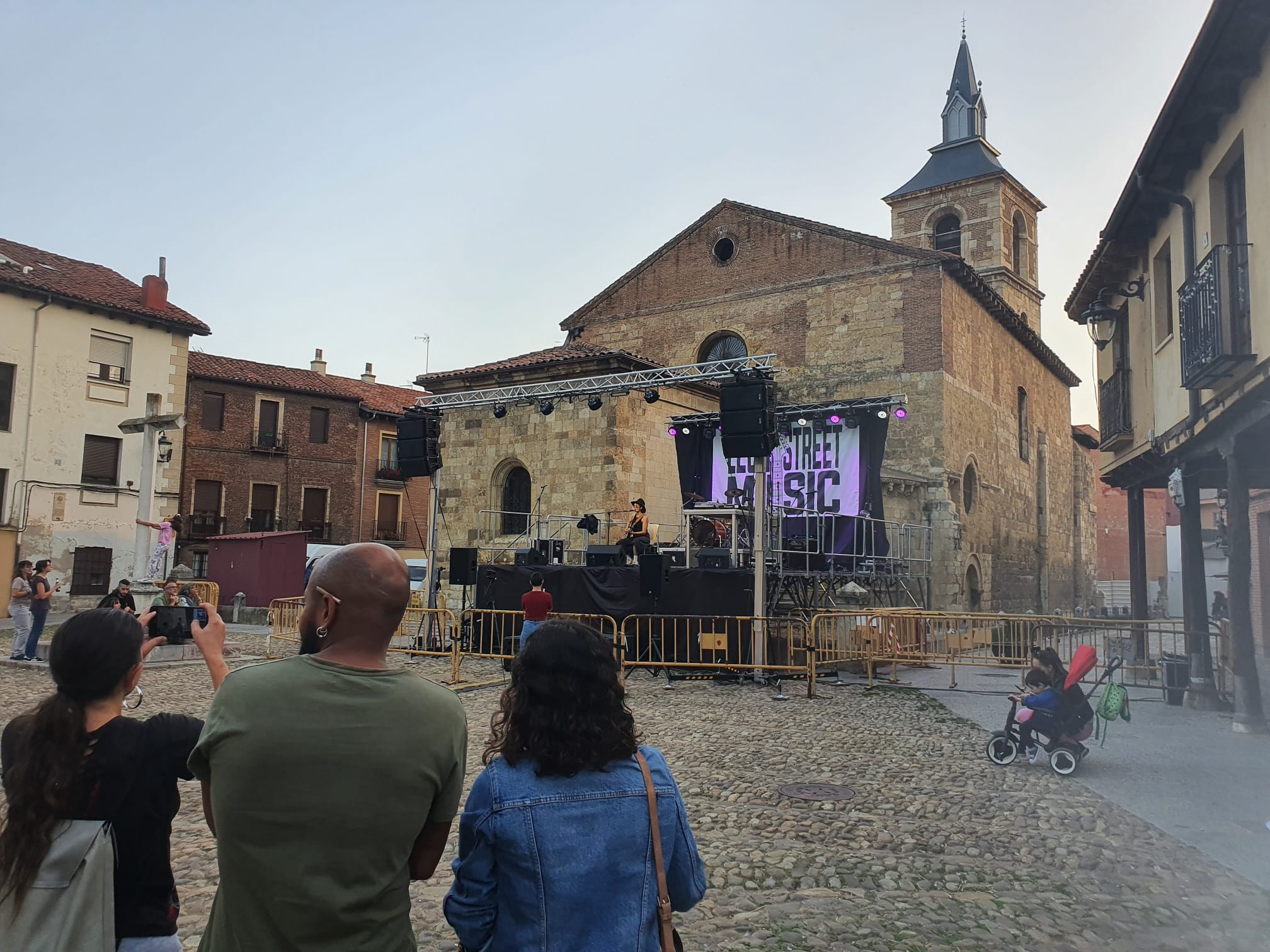 Pilar Cañas fue la encargada de de abrir este evento.