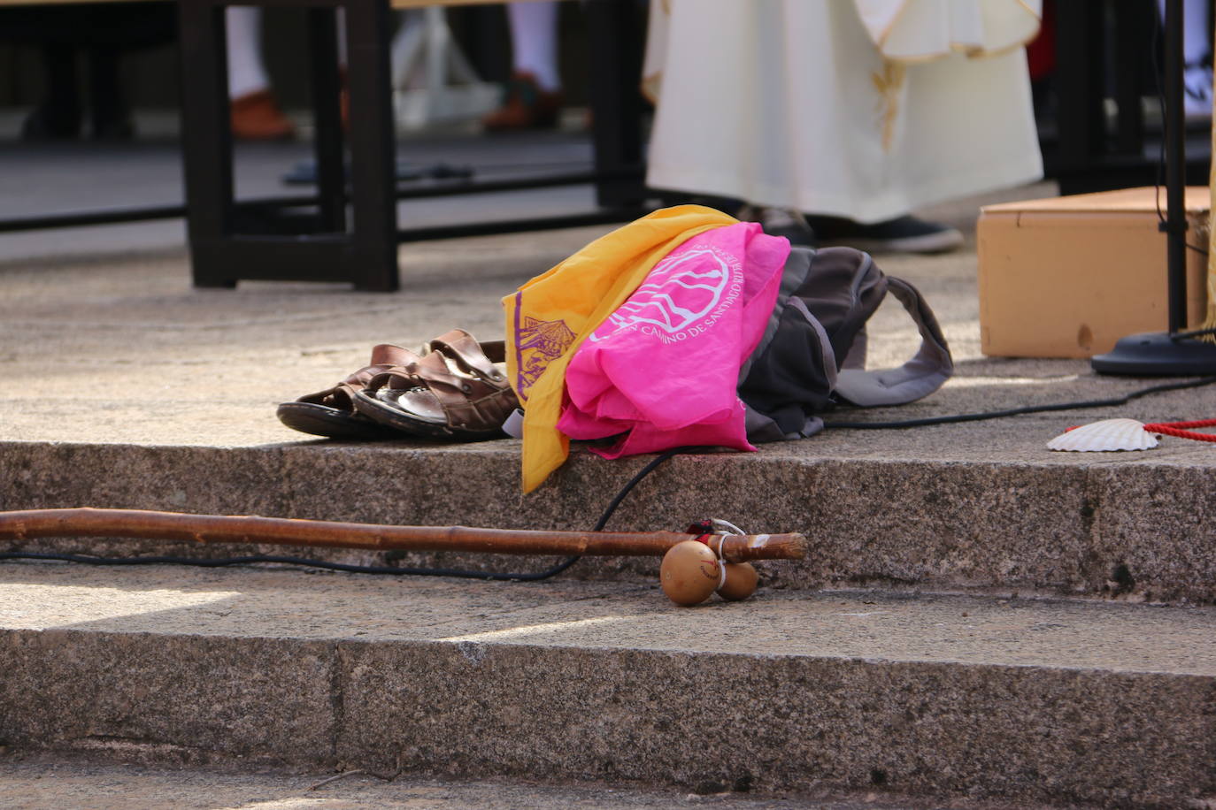 La celebración volvía a 'salir' al parque anexo a la Basílica, tras unos años donde las restricciones obligaron a llevarla a cabo en el interior del templo.