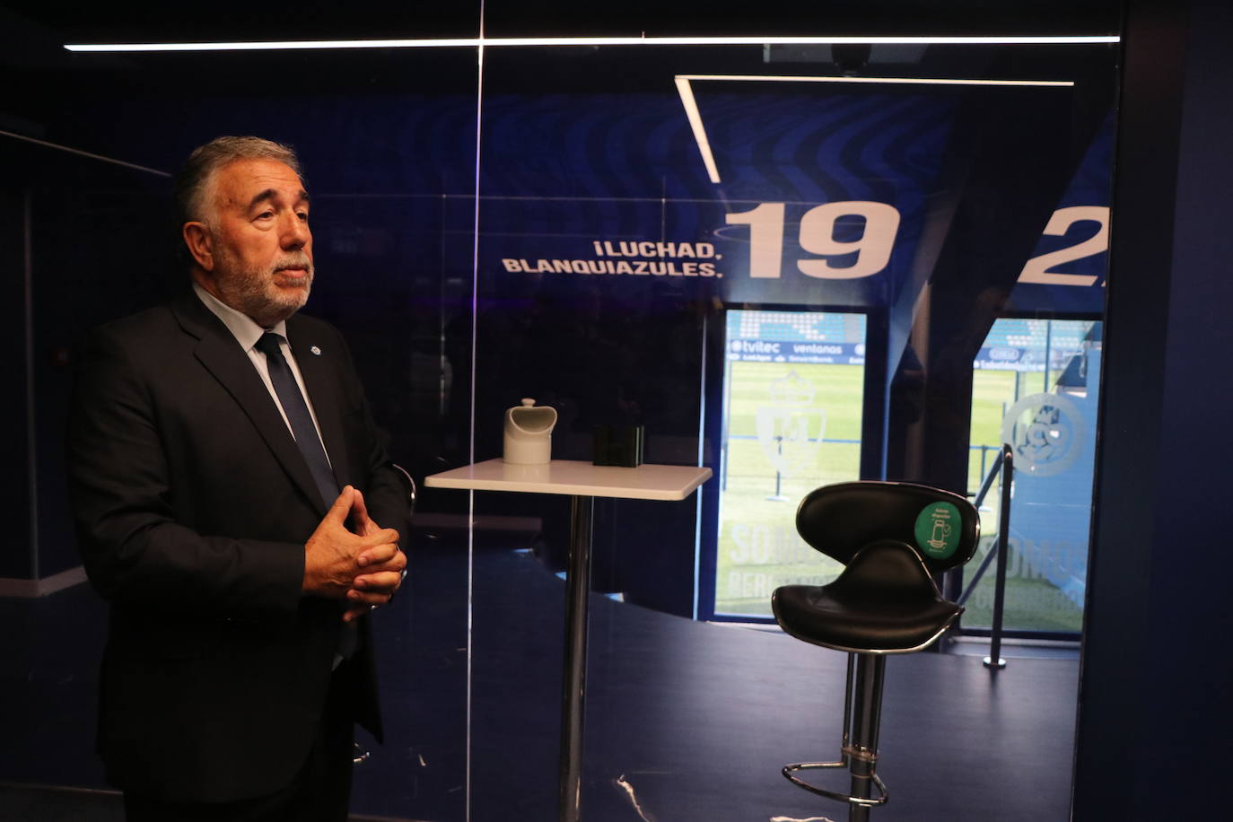 La entidad blanquiazul muestra las notables mejoras acometidas en El Toralín, que marcan el desarrollo futuro de su proyecto deportivo. La investión en los dos últimos años alcanza los cinco millones de euros. 