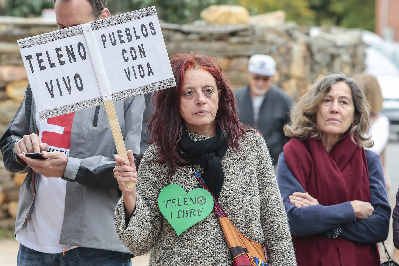 Concentración en Filiel (León) convocada por la Revuelta de la España Vaciada, para reclamar otro modelo de gestión forestal y evitar los incendios.