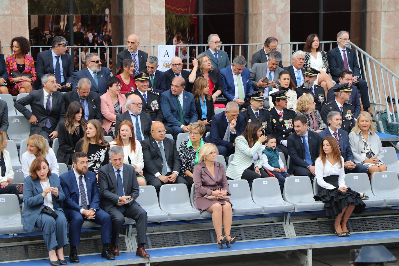 Acto central de la semana institucional de la Guardia Civil en León. 