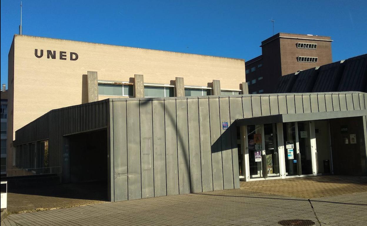 Centro asociado de la Uned en Ponferrada.